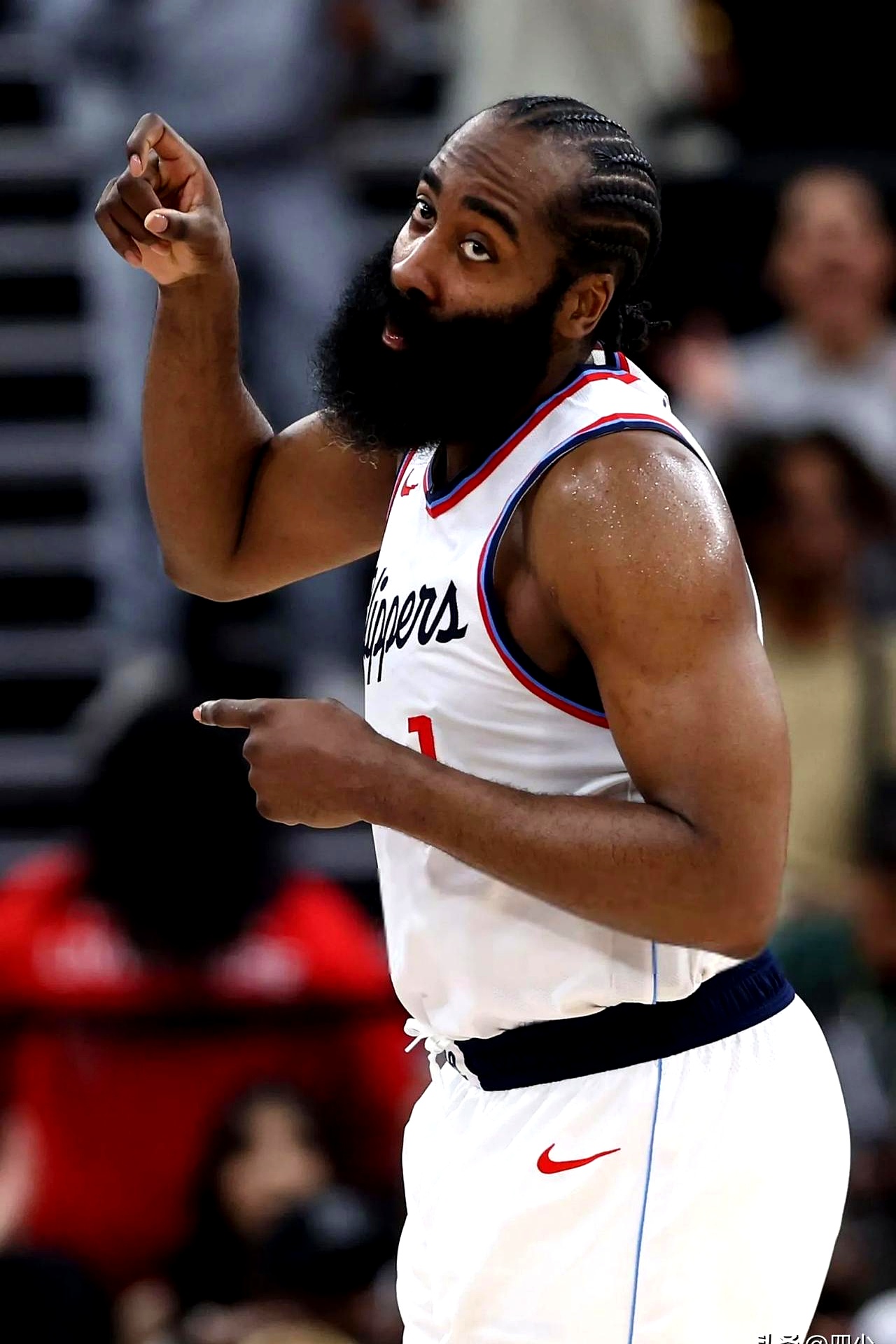 开云-关于哈登连续二十场比赛得分超过重返赛场，尤文图斯不断突破！全场沸腾不已的信息