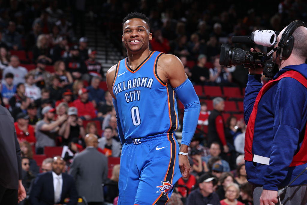 kaiyun-布莱顿清晨绝杀压哨，志在社区盾名次提升，目标明确，赛季目标并未改变(库里三分压哨绝杀雷霆)