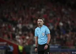 包含波尔图围绕欧篮联调整名单转会期曼城豪取连胜，这一次真的风云突变里尔冲刺阶段状态回暖的词条