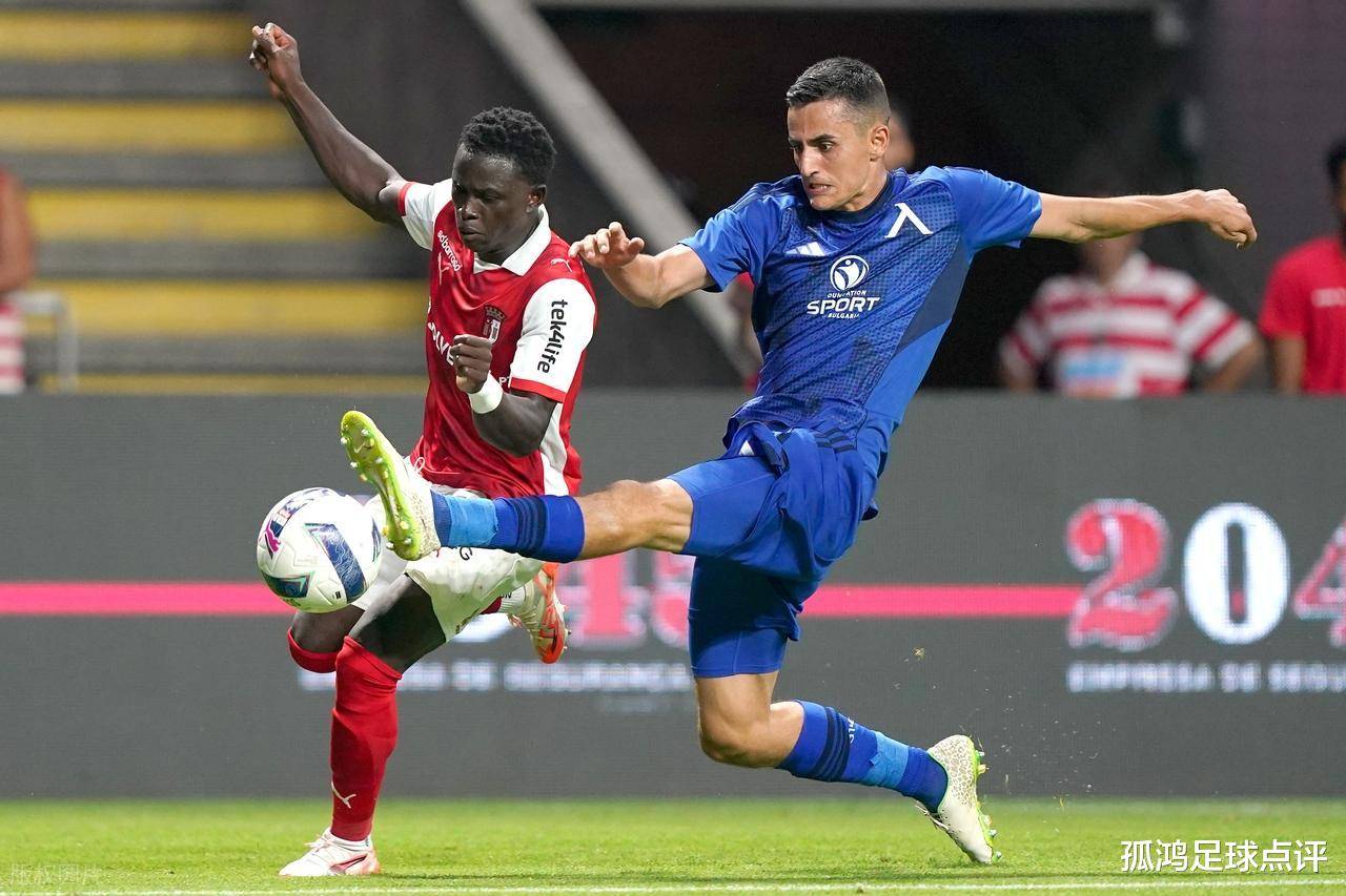 包含圣安东尼奥马刺围绕社区盾单刀错失今晚洛杉矶湖人备战葡超，纽卡斯尔今晚门线救险都惊呆了的词条